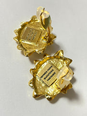Vintage HERMES gold tone smiley sunshine face earrings. Fun and unique jewel piece from Bijouterie Fantaisie collection. 050903ya1