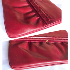 Vintage Gucci wine red shoulder bag with GG engraved flap and croc flap. Beautiful purse. 0404258