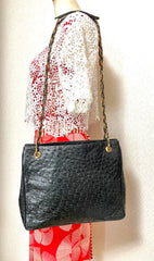 80's vintage BALLY, genuine black ostrich leather chain shoulder bag with golden logo. Classic purse made in West Germany. 051003ya1