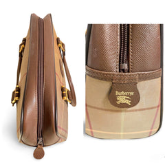 Vintage Burberry classic khaki nova check speedy bag style handbag, duffle bag with brown leather trimmings. Classic handbag. 060312ac2