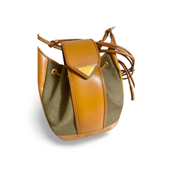 Vintage Yves Saint Laurent hobo bucket shoulder bag with camel brown leather trimmings and golden logo plate. YSL classic purse. 060823ac