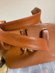 Vintage CHANEL caviar leather double zipper tote bag in brown with golden CC ball charms. Daily use purse. 060728br1