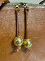 Vintage CHANEL caviar leather double zipper tote bag in brown with golden CC ball charms. Daily use purse. 060728br1