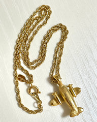 Vintage Givenchy golden skinny chain necklace with embossed logo airplane top. Cute vintage jewelry piece. 070429ac1