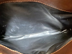 Vintage Bally brown leather trapezoid design shoulder bag with gold tone logo. Unisex use. 061003y2