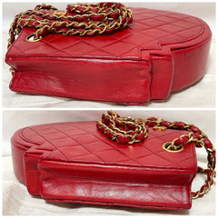 Vintage Chanel red lambskin chain shoulder bag with CC mark and gold chain in rare and unique round shape. 060723ac3