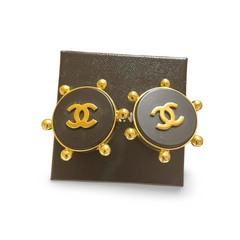 Vintage CHANEL large round earrings with black and golden CC mark. Sun design. 050630ac