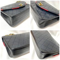 80's vintage Chanel dark navy lambskin 2.55 classic shoulder bag with gold chain and turn lock cc closure. Unique oval red edges. 051205ac4