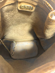 Vintage FENDI tan brown leather bucket hobo shoulder bag with croc embossed enamel leather trimmings and a golden logo charm. Unisex. 060711