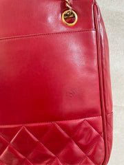 Vintage CHANEL red calfskin classic shoulder tote bag with gold tone chains and CC charm. Classic purse. 0506284