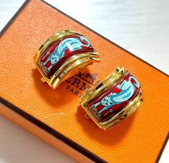 Vintage Hermes cloisonne enamel golden earrings with blue fox design. Classic Hermes jewelry. 060924ac1