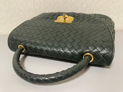 Vintage Bottega Veneta dark green intrecciato woven leather handbag. Rare masterpiece. 070324ac