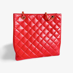Vintage CHANEL red lambskin square shoulder bag with gold tone chain straps and gold CC. Paris limited edition. Classic purse. 060719ys