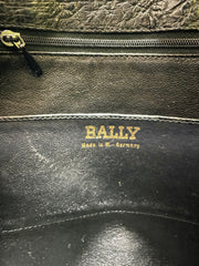 80's vintage BALLY, genuine black ostrich leather chain shoulder bag with golden logo. Classic purse made in West Germany. 051003ya1
