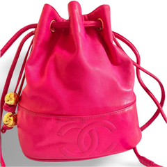 Vintage CHANEL fusia pink lambskin hobo bucket shoulder bag with CC golden balls and CC stitch mark. 050919ac1