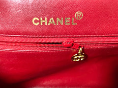 Vintage Chanel lipstick red wool jersey shoulder bag with turn lock cc closure. Kiss lock closure bag. 060810r2