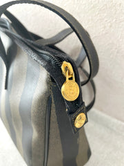Vintage FENDI classic pecan stripe pattern large shopper tote bag with black leather handles. Daily use purse for Unisex. 070408re2