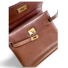 80's vintage BALLY brown boxcalf leather kelly bag with gold tone hardware closure. Classic masterpiece handbag. 060118ya