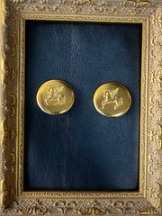 Vintage HERMES gold tone round earrings with Pegasus. 3cm width. Fabulous jewelry piece back in the old era. 050610ya
