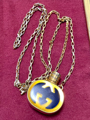 W2 80’s vintage Gucci golden chain long necklace with navy motif perfume bottle. Rare Gucci vintage jewelry. 050527ya1