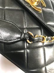 Vintage Chanel classic large black lambskin 2.55 square shape chain shoulder bag with golden large CC closure. Must have purse. 0404081