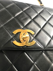 Vintage Chanel classic large black lambskin 2.55 square shape chain shoulder bag with golden large CC closure. Must have purse. 0404081