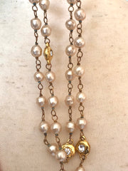Vintage CHANEL clear gripoix and faux pearl necklace, long necklace. R0110115