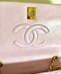 Vintage CHANEL milky pink 2.55 shoulder bag with golden CC closure. Rare color classic purse for daily use. Must have. 0408241