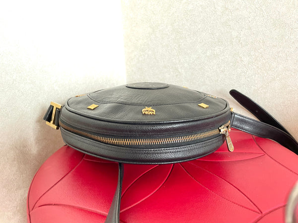 Vintage MCM suzy wong bag, brown grained leather round shoulder bag wi –  eNdApPi ***where you can find your favorite designer vintages..authentic,  affordable, and lovable.