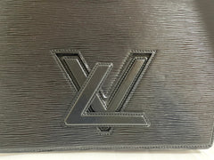 W3. Vintage Louis Vuitton black epi trapezoid mod style clutch bag. One unique purse from epi line. Unisex and daily use. Trapeze bag. 0407261