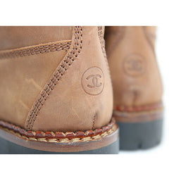 Vintage CHANEL middle high, brown leather boots, hiking lace up boots, with CC mark. US5.5-6. EU 36. Classic casual shoes. 050816f5