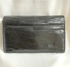 Vintage CHANEL black lambskin oval stitch clutch bag, wallet, pouch, mini purse, coin case with kiss lock case. 0410243