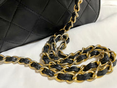 Vintage CHANEL black fringe camera bag with double flaps. Must have collar design flap shoulder bag. 0408151
