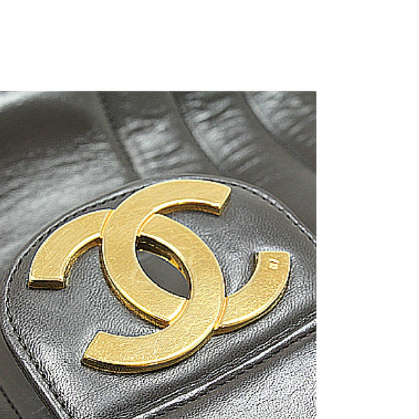 Chanel v stitch lambskin - Gem