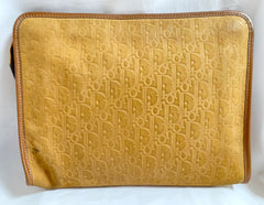 Vintage Christian Dior Bagages camel brown suede leather clutch purse, pouch with embossed Dior logo allover. Unisex use. 0409201
