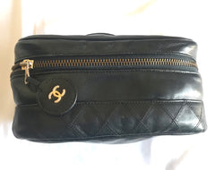 Vintage CHANEL calfskin classic cosmetic and toiletry black pouch, vanity bag with CC charm. Classic make up case. 0506301