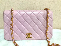 Vintage CHANEL milky pink 2.55 shoulder bag with golden CC closure. Rare color classic purse for daily use. Must have. 0408241
