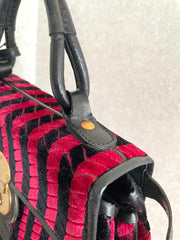 Vintage Roberta di Camerino red and black velvet chevron kelly handbag with golden logo motif. Rare masterpiece purse. 0501101ac