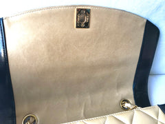 Vintage CHANEL beige and black frame lambskin 2.55 classic flap shoulder bag with golden CC. Popular purse Diana bag. 0403178