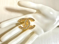 W2 Vintage Chanel CC brooch with crystals. Must have classic jewelry. Great gift. 0407265