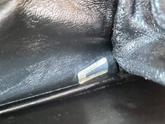Vintage CHANEL black lambskin oval stitch clutch bag, wallet, pouch, mini purse, coin case with kiss lock case. 0410243