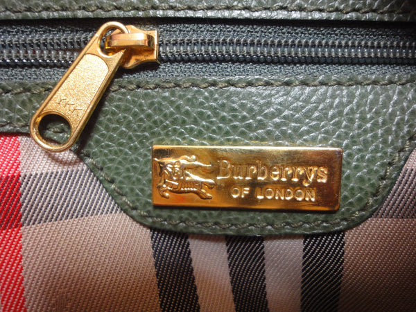 Vintage Burberry khaki leather shoulder bag with the iconic brown nova –  eNdApPi ***where you can find your favorite designer  vintages..authentic, affordable, and lovable.