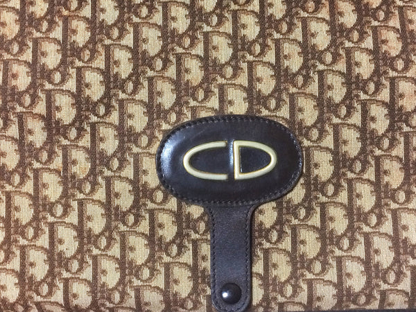 Curious of value/age of this vintage Christian Dior clutch : r
