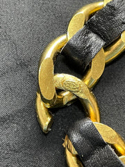 MINT. Vintage Chanel golden chain and black bracelet with CC motifs. Must have 90s classic jewelry from Chanel. 0411272