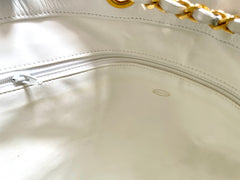 MINT. Vintage CHANEL red and white canvas large hobo shoulder bag with supermodel print and CC charm. Mademoiselle. 0407231