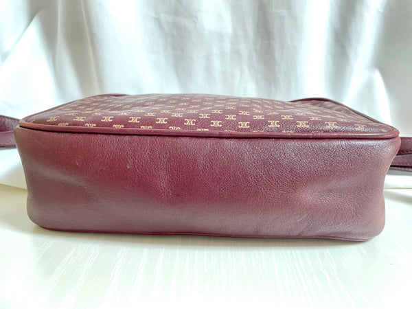 80's vintage Celine shoulder purse in bordeaux, burgundy leather
