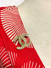 Vintage Chanel mini CC brooch with crystal stones. Classic jewelry piece. Great gift. 0408181