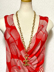 Vintage CHANEL golden oval hoop chain necklace with large CC logo pendant top. 0408248