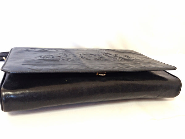 Clutches Fendi - Bag Bugs black hammered leather clutch - 7VA350A3DLF0R2A