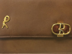 70's vintage Roberta di Camerino brown genuine leather purse with R cham chains. A rare masterpiece